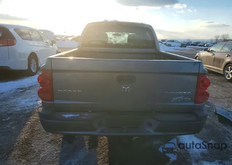 2010 Dodge Dakota Sxt z USA, uszkodzony, nr VIN 1D7CW3GK7AS230487